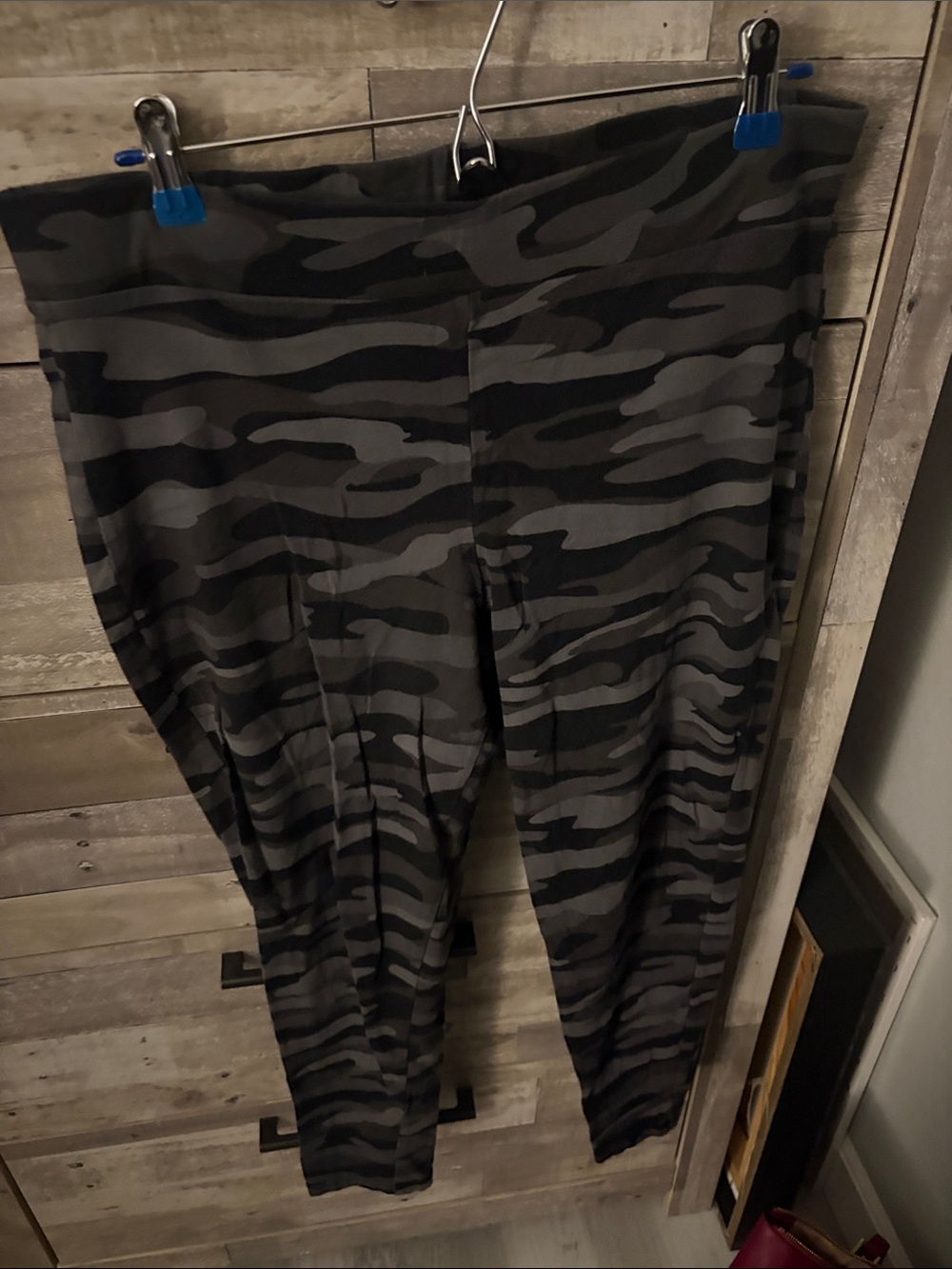 torrid Gray & Black Camo Leggings
